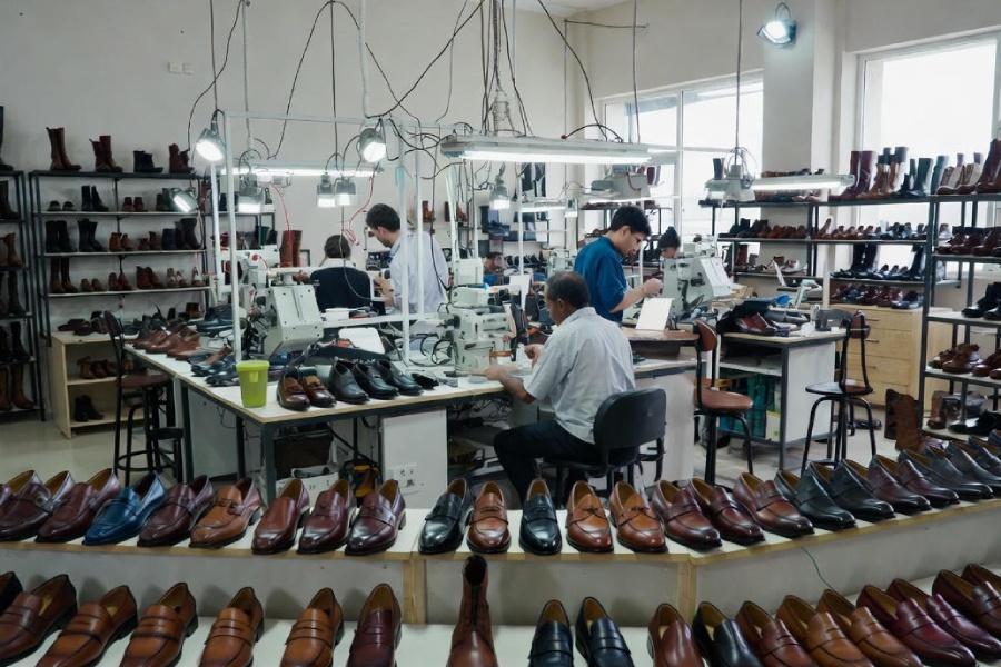 تولیدی کفش زنانه در قم