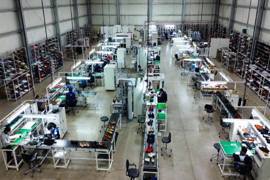 تولیدی کفش پاشیکا قم